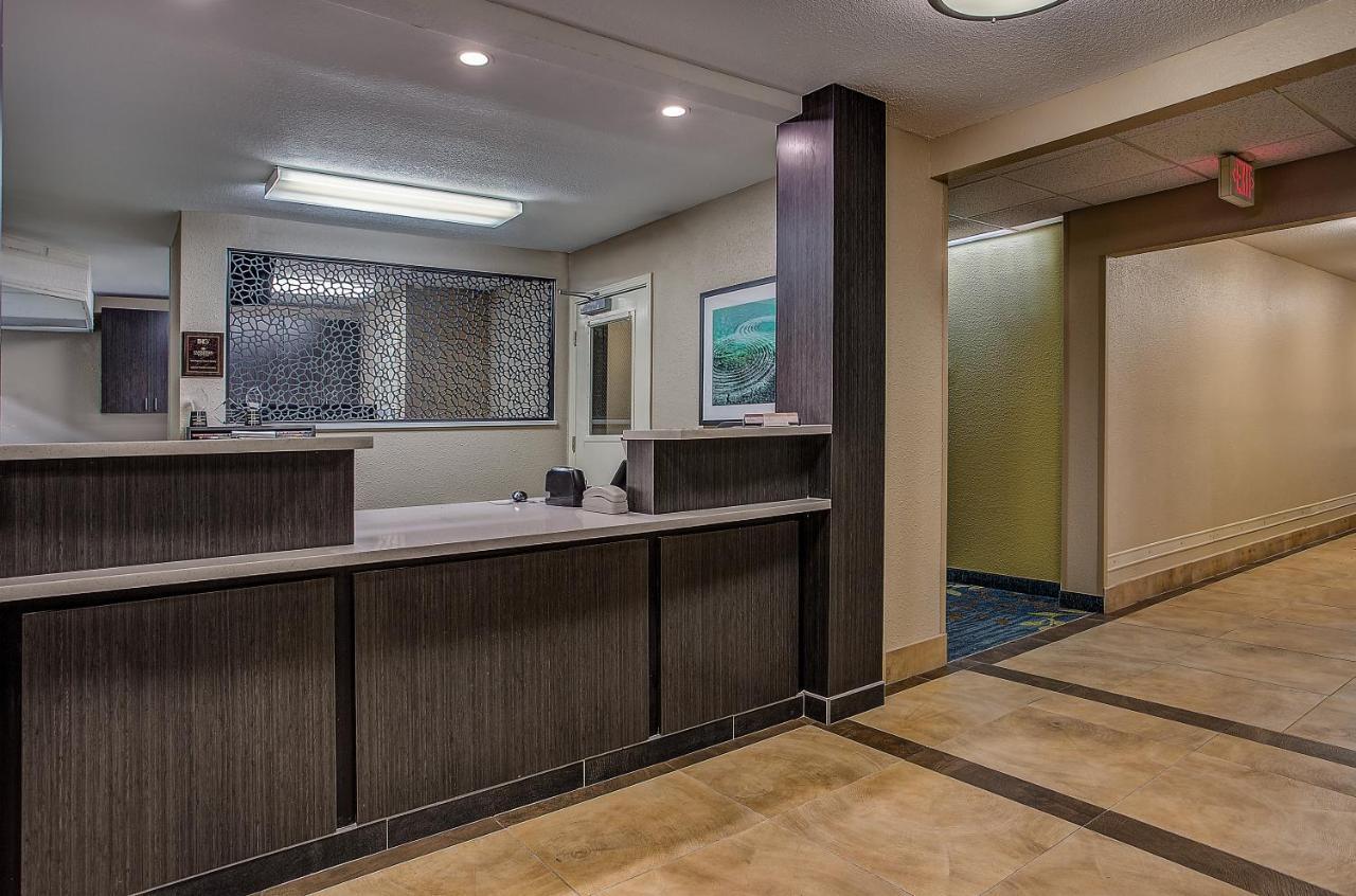 Candlewood Suites Louisville Airport By Ihg Extérieur photo